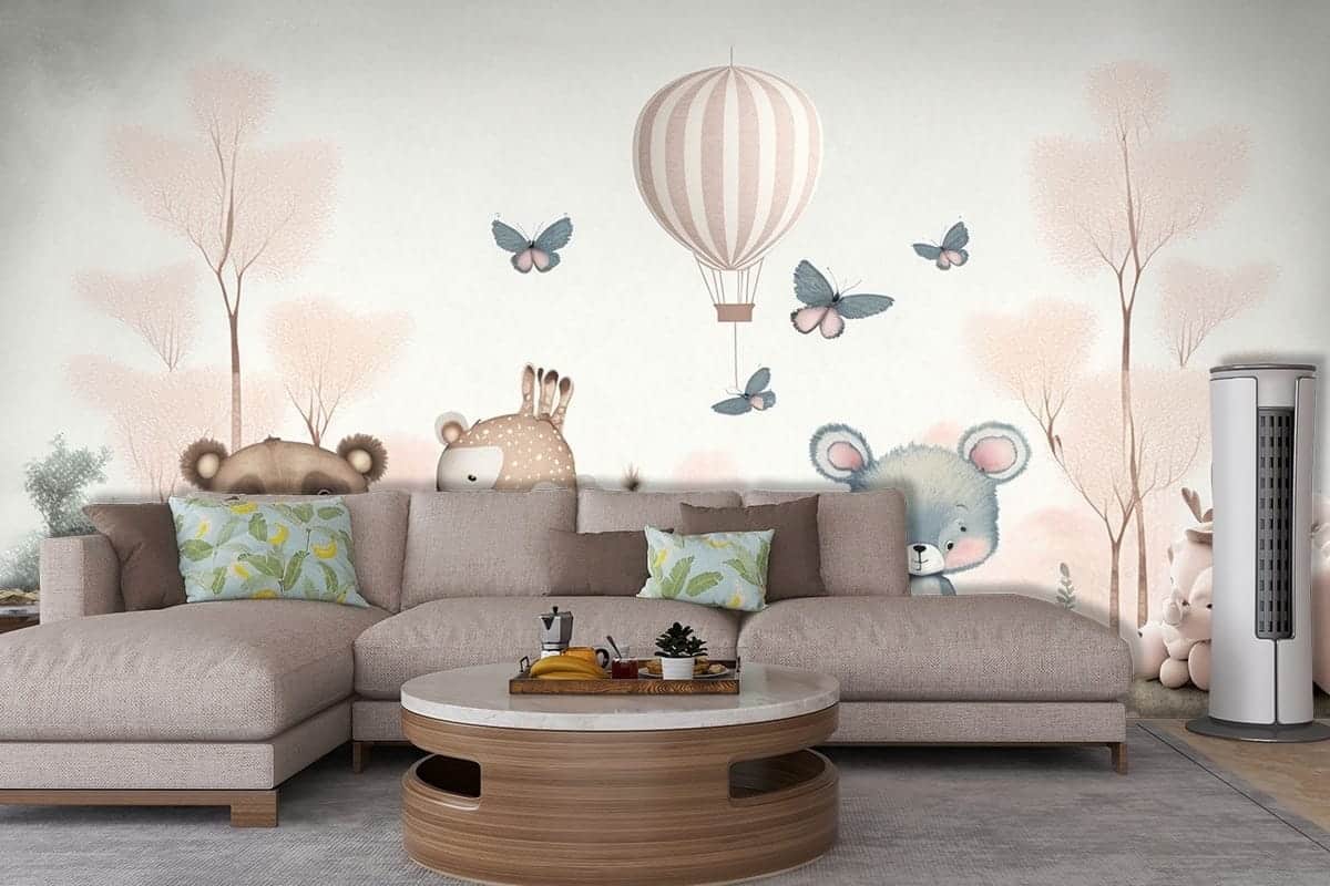 A pattern of gold flowers and diamond shapes 1